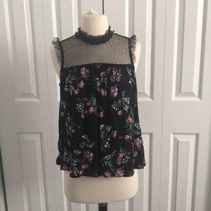 A shirt with collar